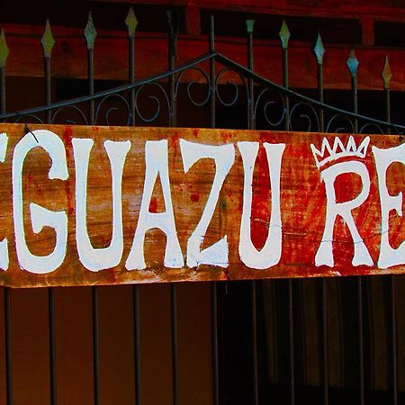Iguazu Rey Hostel Пуерто Игуасу Екстериор снимка