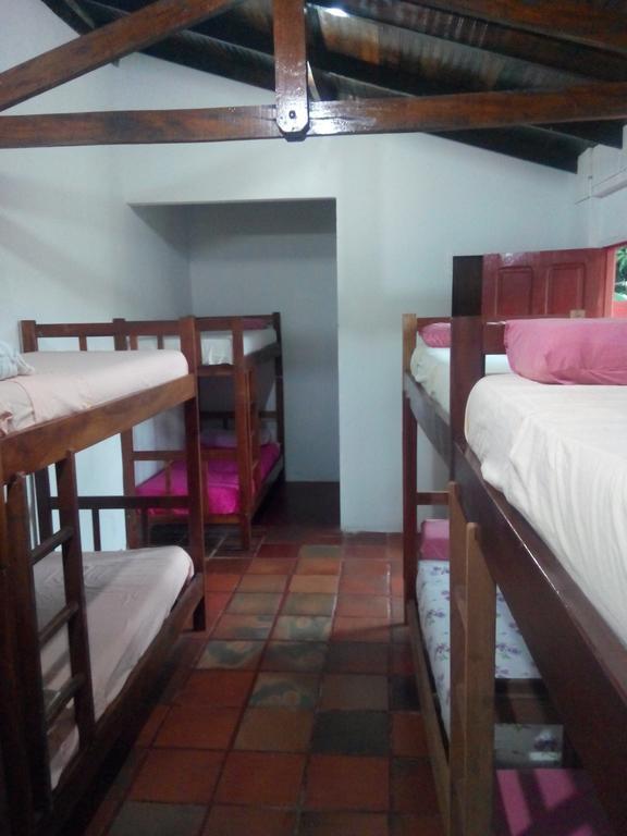 Iguazu Rey Hostel Пуерто Игуасу Екстериор снимка