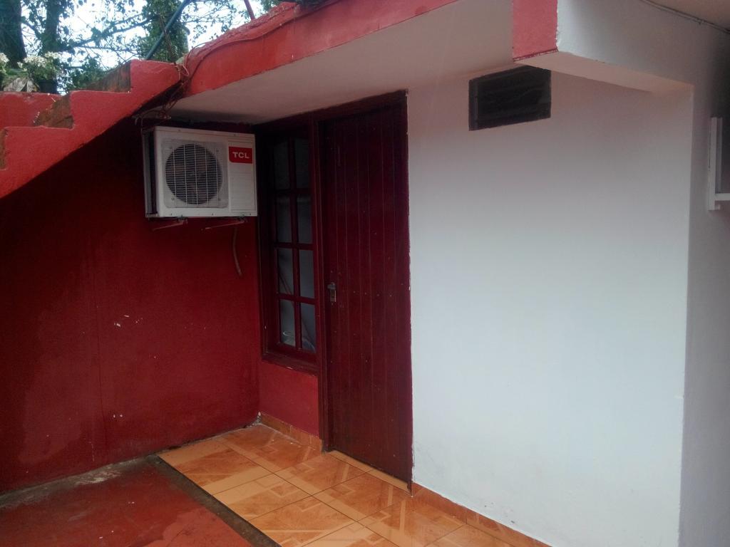 Iguazu Rey Hostel Пуерто Игуасу Екстериор снимка