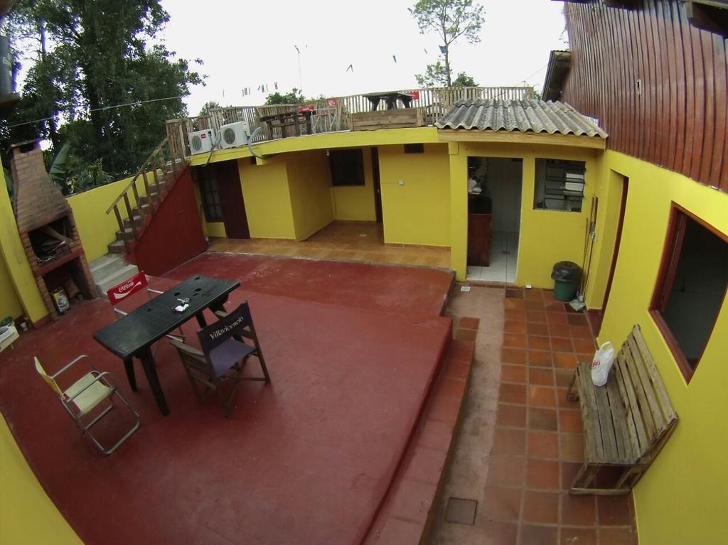 Iguazu Rey Hostel Пуерто Игуасу Екстериор снимка