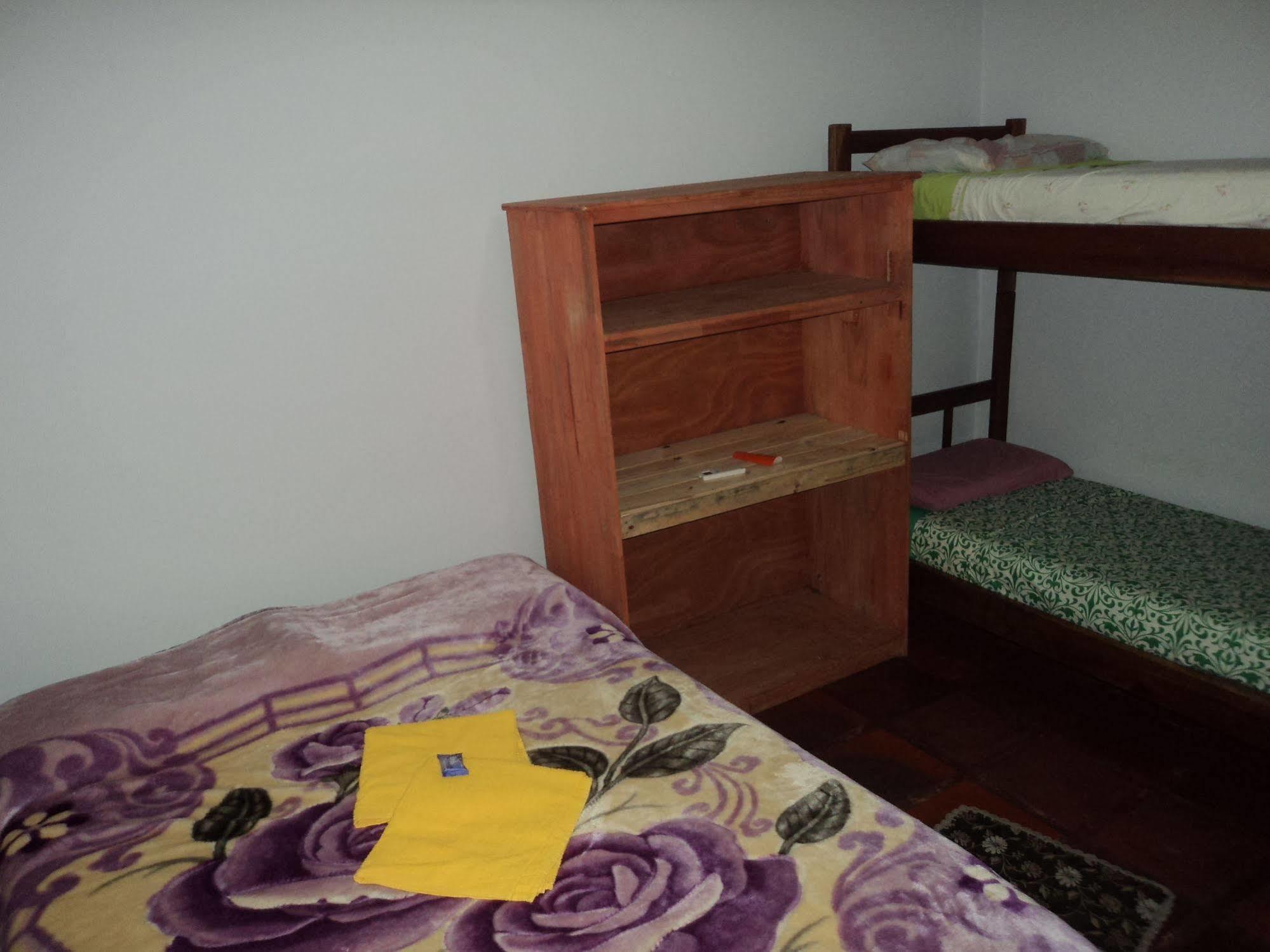 Iguazu Rey Hostel Пуерто Игуасу Екстериор снимка