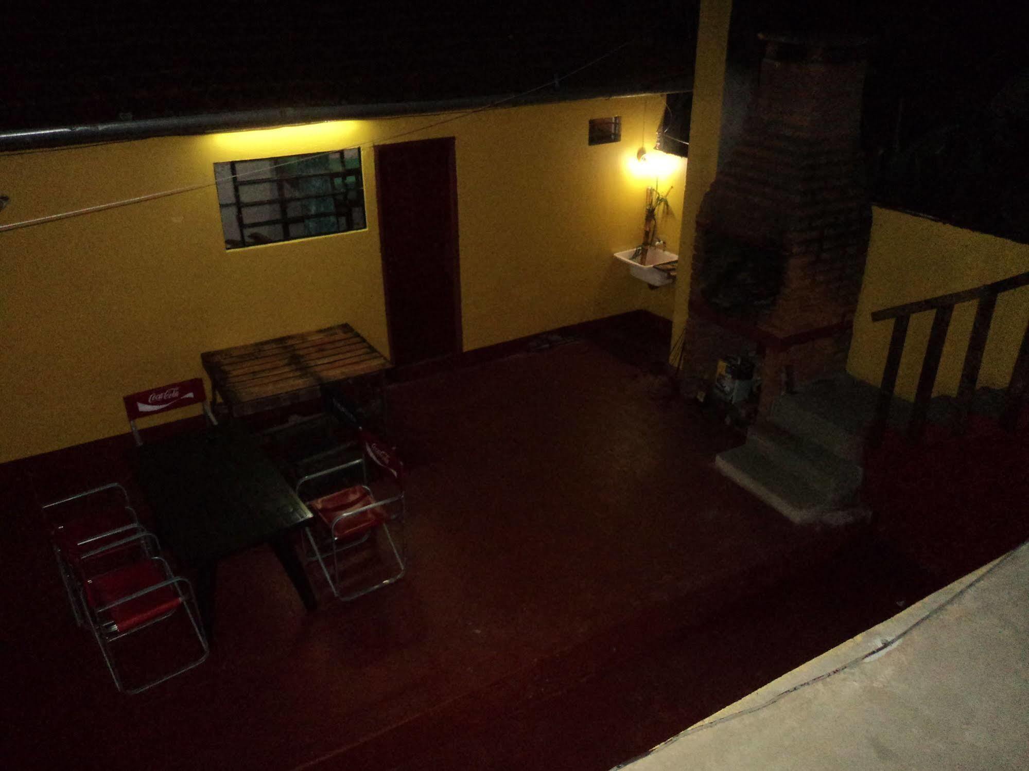 Iguazu Rey Hostel Пуерто Игуасу Екстериор снимка