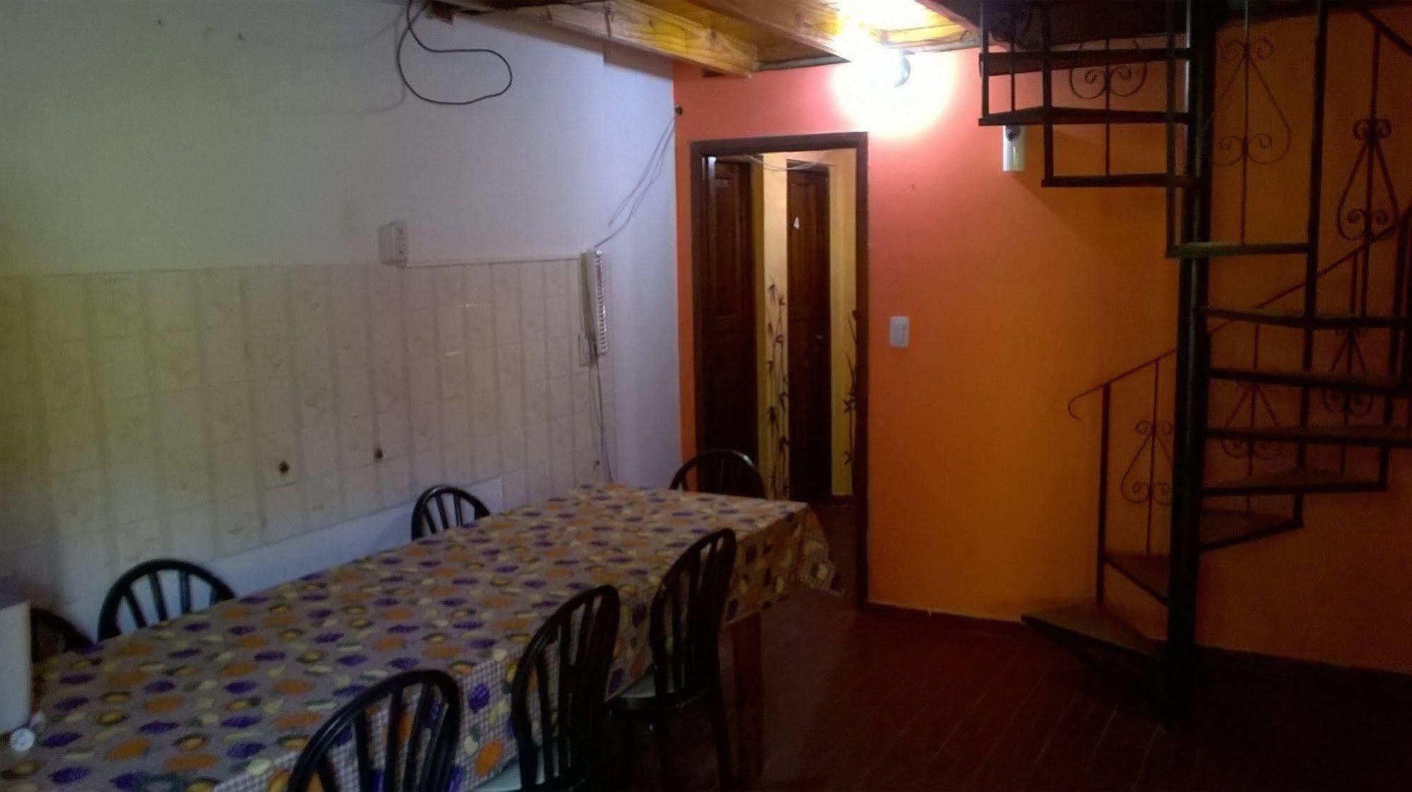Iguazu Rey Hostel Пуерто Игуасу Екстериор снимка