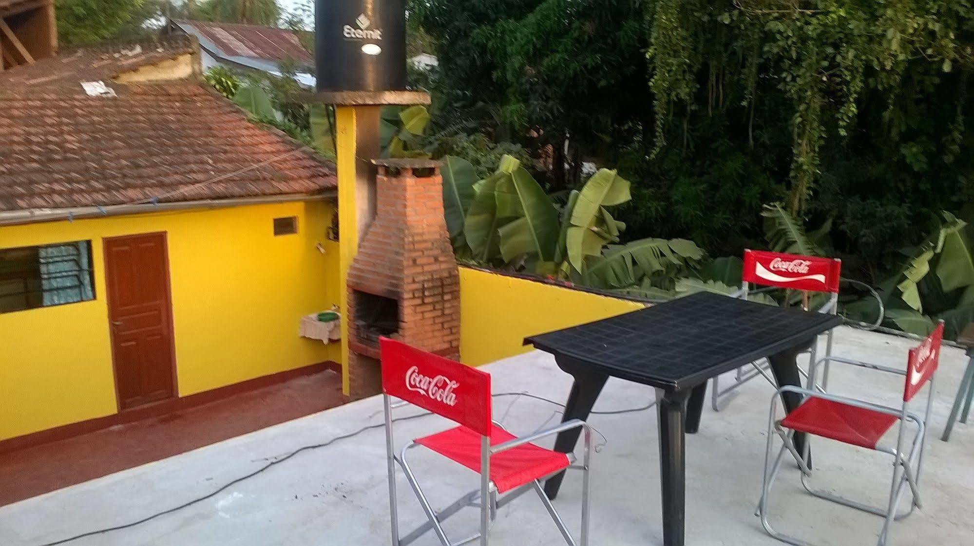Iguazu Rey Hostel Пуерто Игуасу Екстериор снимка